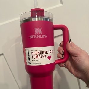 Valentine’s Day Stanley- Pink 40 oz